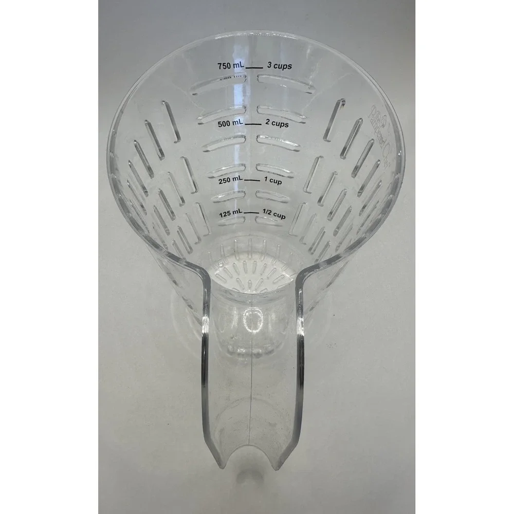 Pampered Chef Easy Read 3 Cup Measuring Colander #2324 Strainer Clear Plastic